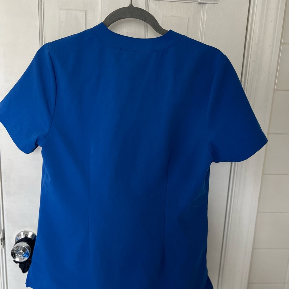 Bundle X2 Jaanuu Scrub Top - image 5